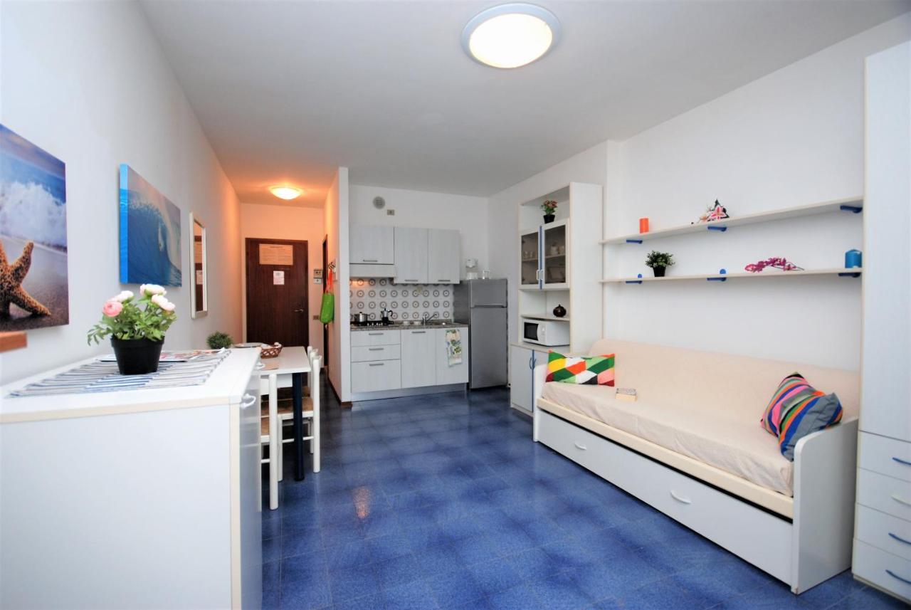 Residenza La Meridiana لينانو سابيادورو المظهر الخارجي الصورة